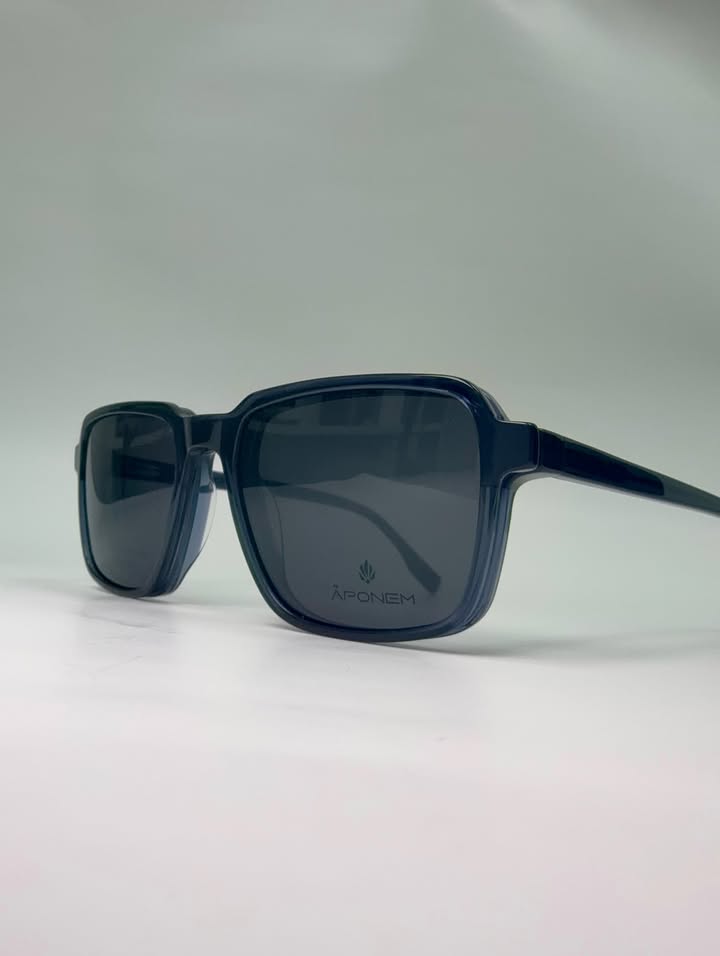 Avec-les-lunettes-APONEM-passez-de-la-vue-au-soleil-1-1599059665560552.jpeg